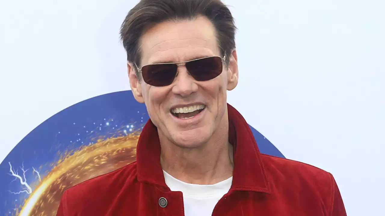 Jim Carrey says he's 'taking a break' from acting