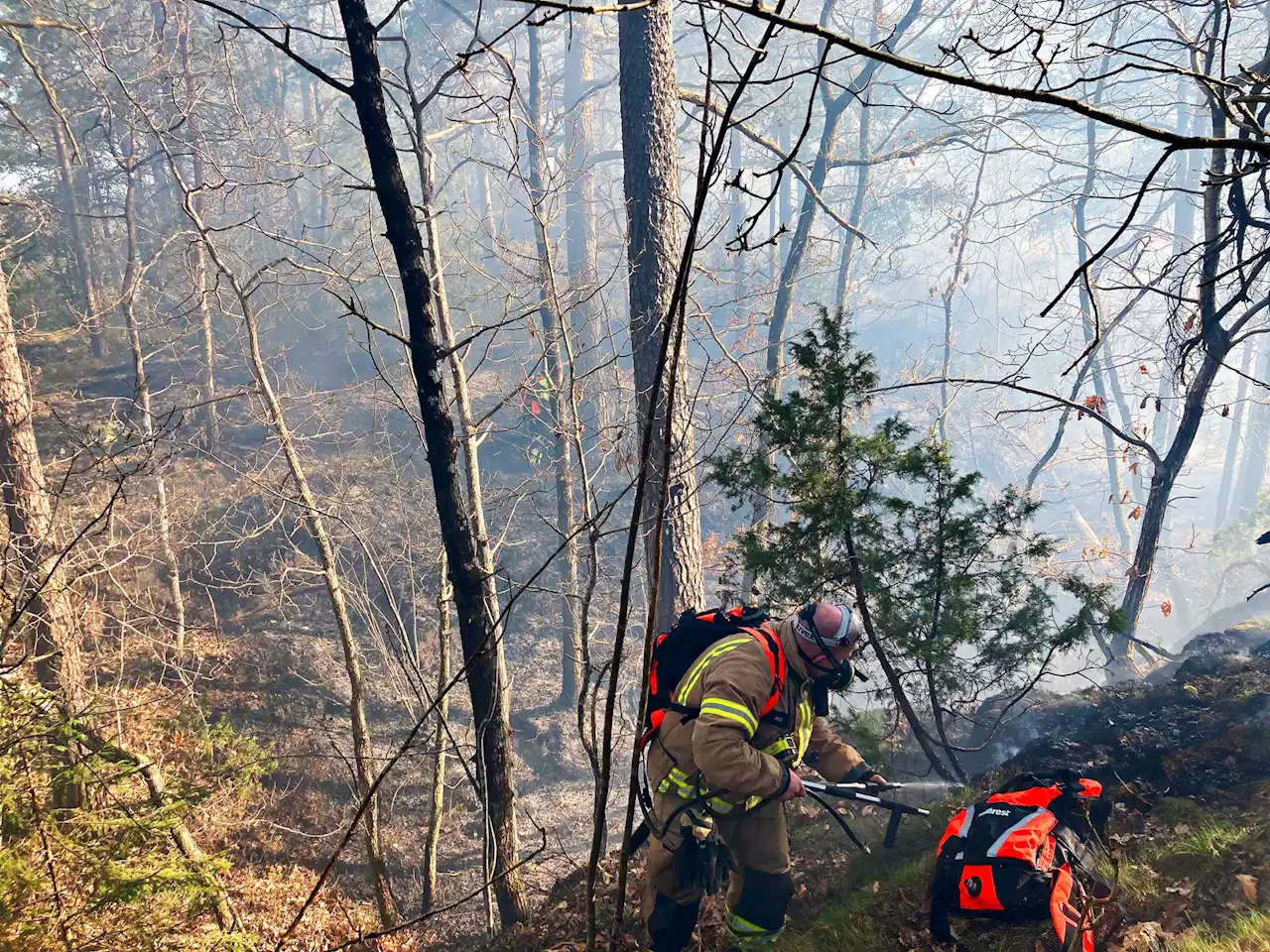 Branner flere steder i landet – over 200 kvadratmeter brenner