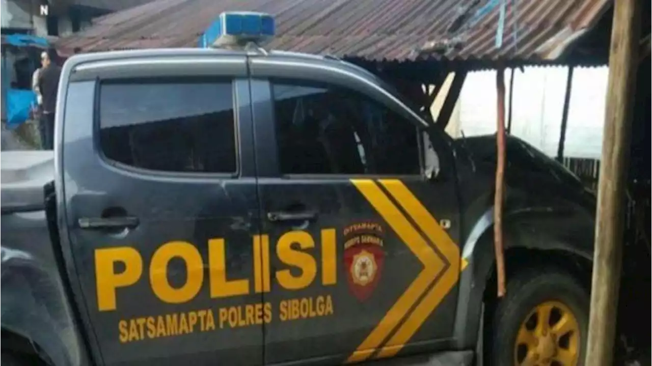 Mobil Dinas Polisi Pembawa Vaksin Tabrak Warga hingga Tewas