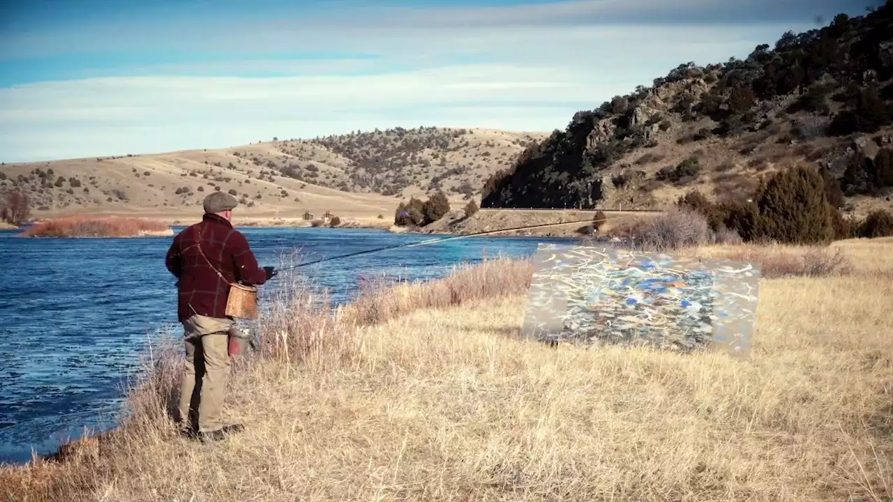 This Artist Paints With a Rod and Reel. Watch Him Cast a Portrait of the Chicago River Sunday