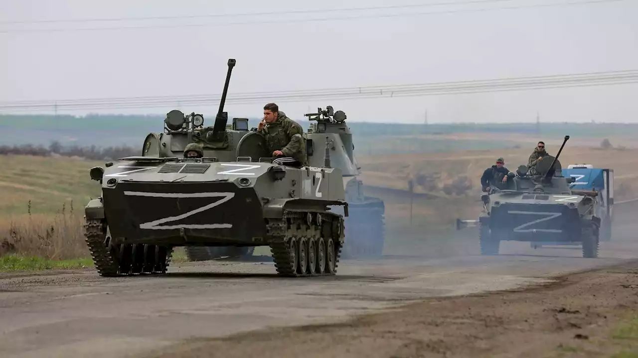 Russia pours in more troops and presses attack in Ukraine's east