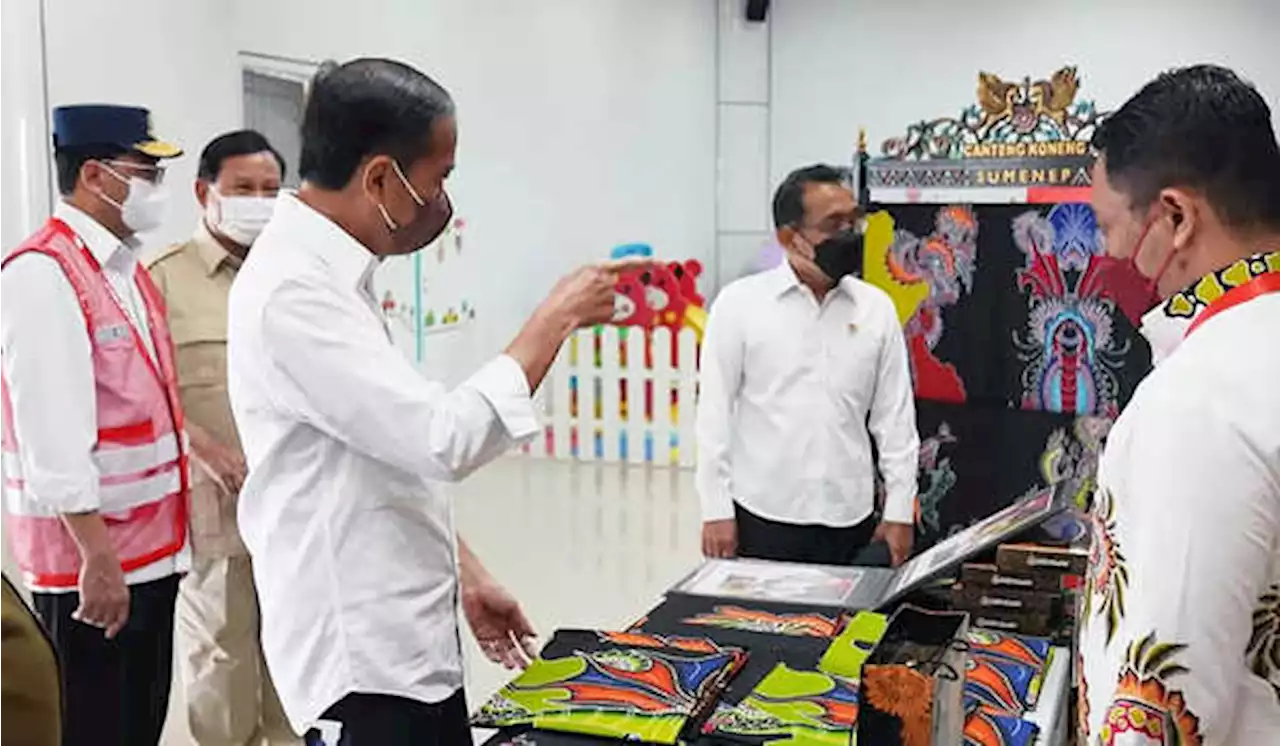 Jokowi Salurkan BLT Minyak Goreng dan Modal Kerja di Sumenep