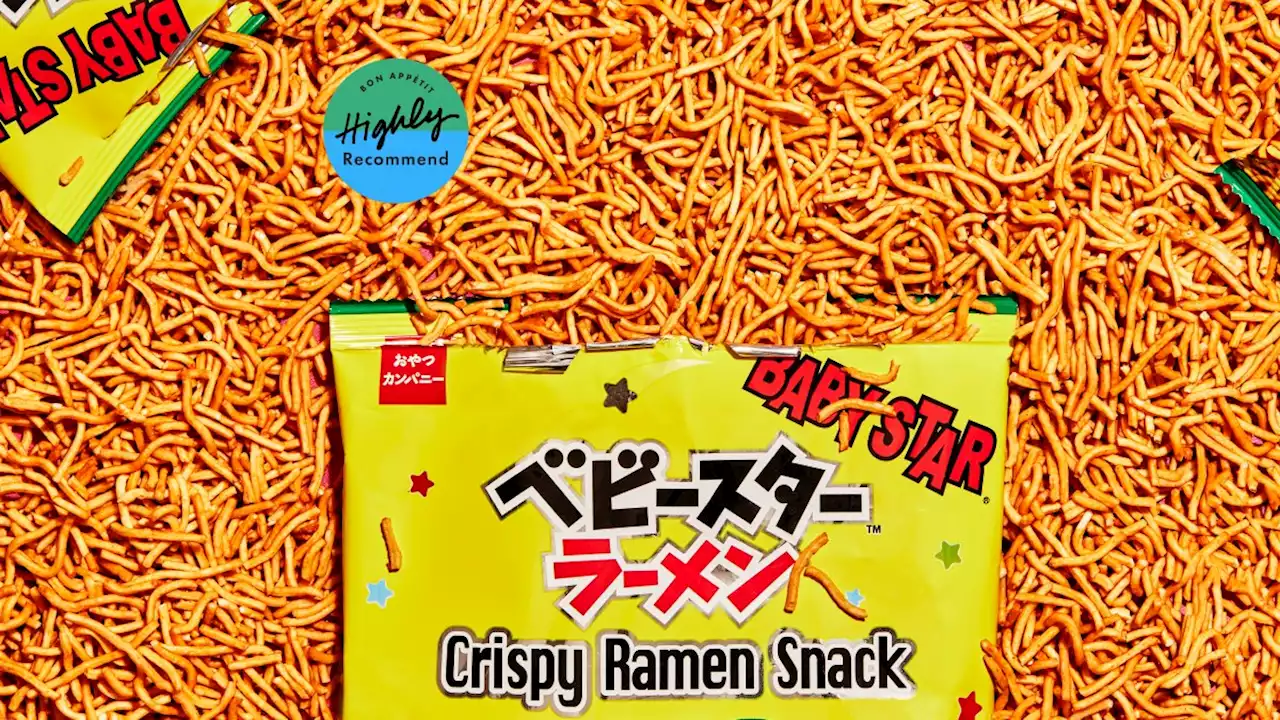 When I'm Too Tired Even to Make Instant Ramen, I Eat Baby Star Crispy Ramen Snack