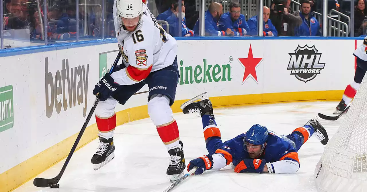 Barkov nets 3, Florida tops Isles to extend win streak to 11