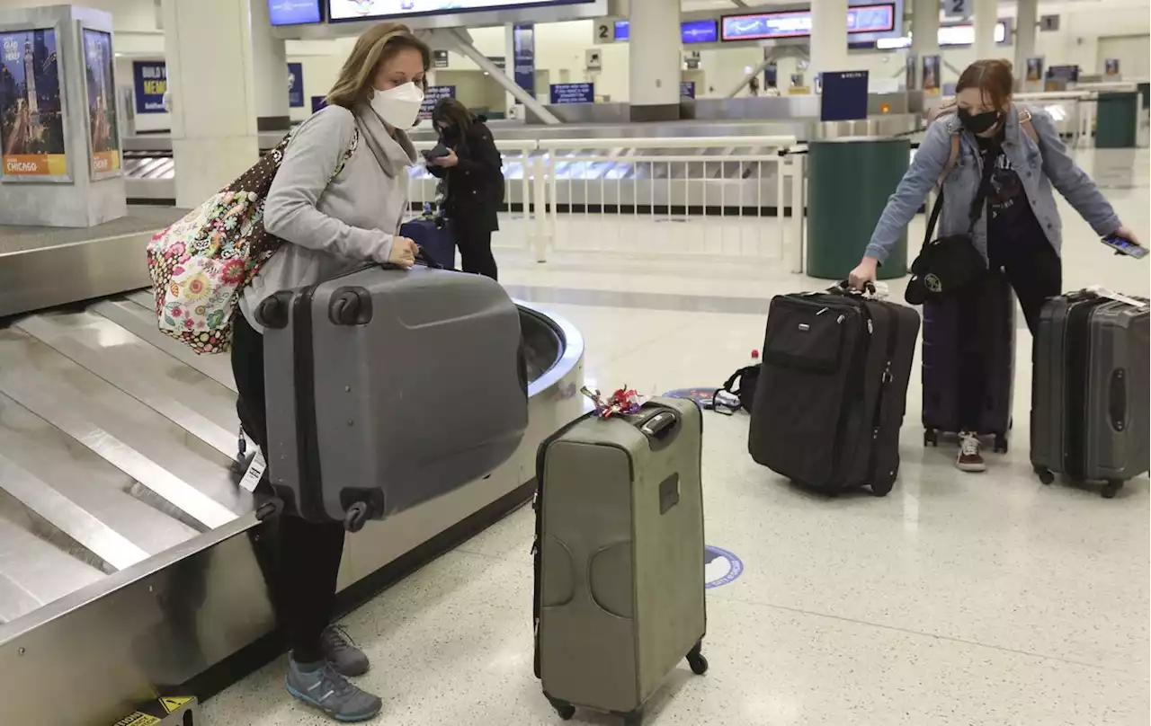 Gov. J.B. Pritzker lifts state transportation mask requirement after a day of shifting mask rules