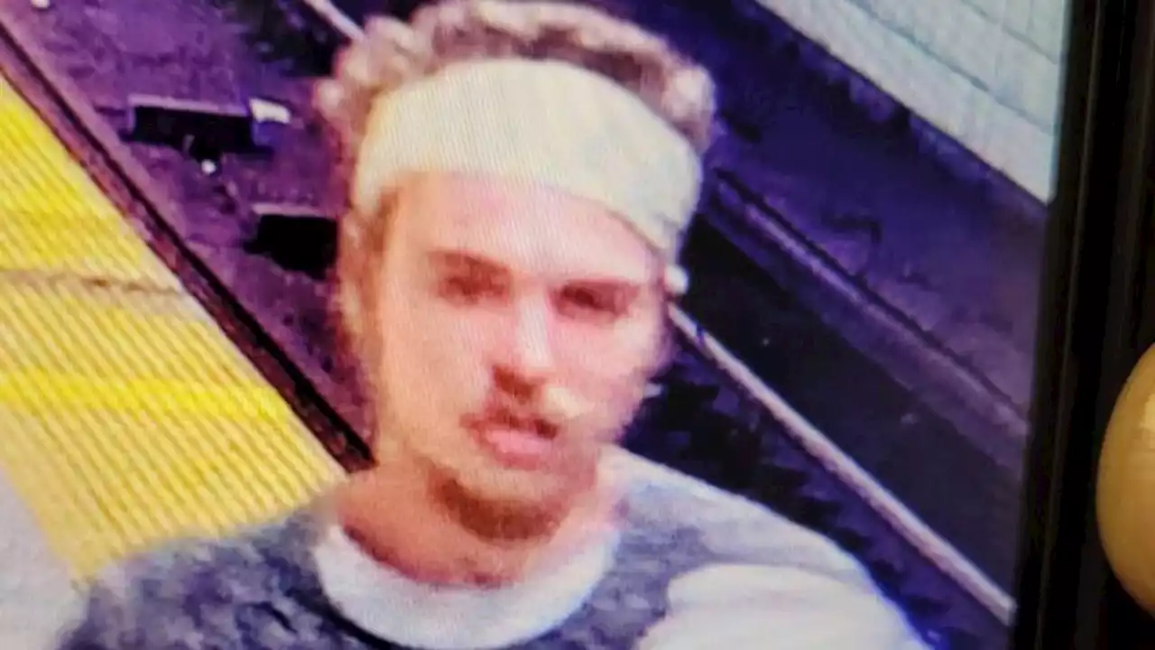 'Unprovoked attack:' Man stabbed in neck at St. George Station