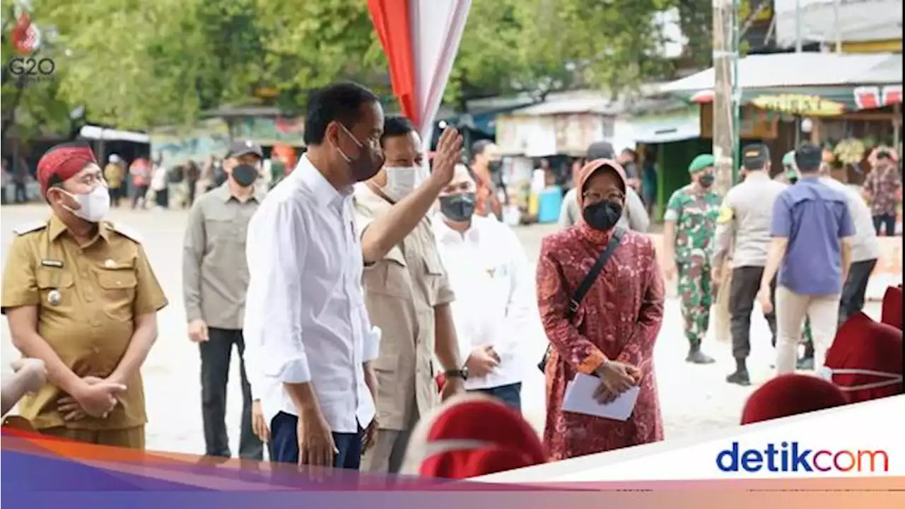 Saat Jokowi Tanya Warga Sambil Tunjuk Prabowo: Kenal Siapa Beliau?