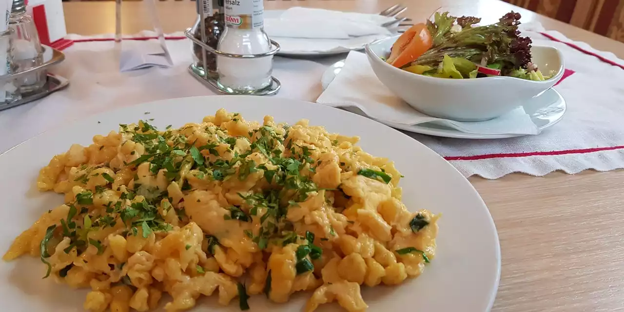 Lokal bietet am Hitler-Geburtstag Eiernockerl um 8,80 €