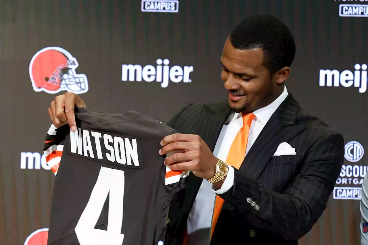 Ex-Texans QB Deshaun Watson reports to Browns for first offseason program