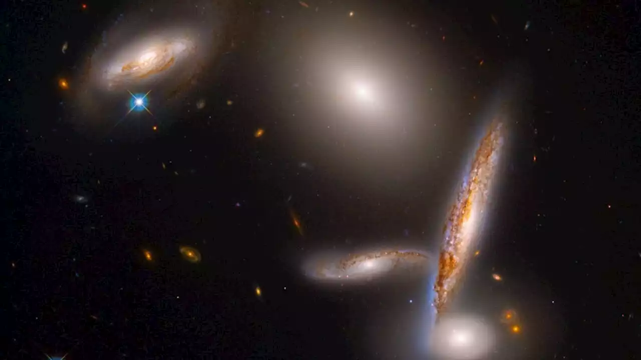 Hubble observes five galaxies in a gravitational dance just before turning 32