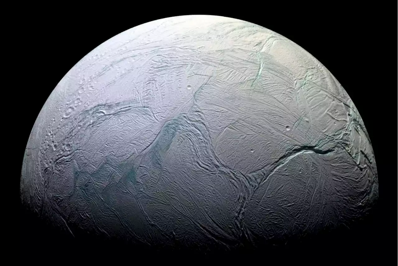 NASA should explore Uranus and Enceladus, say planetary scientists