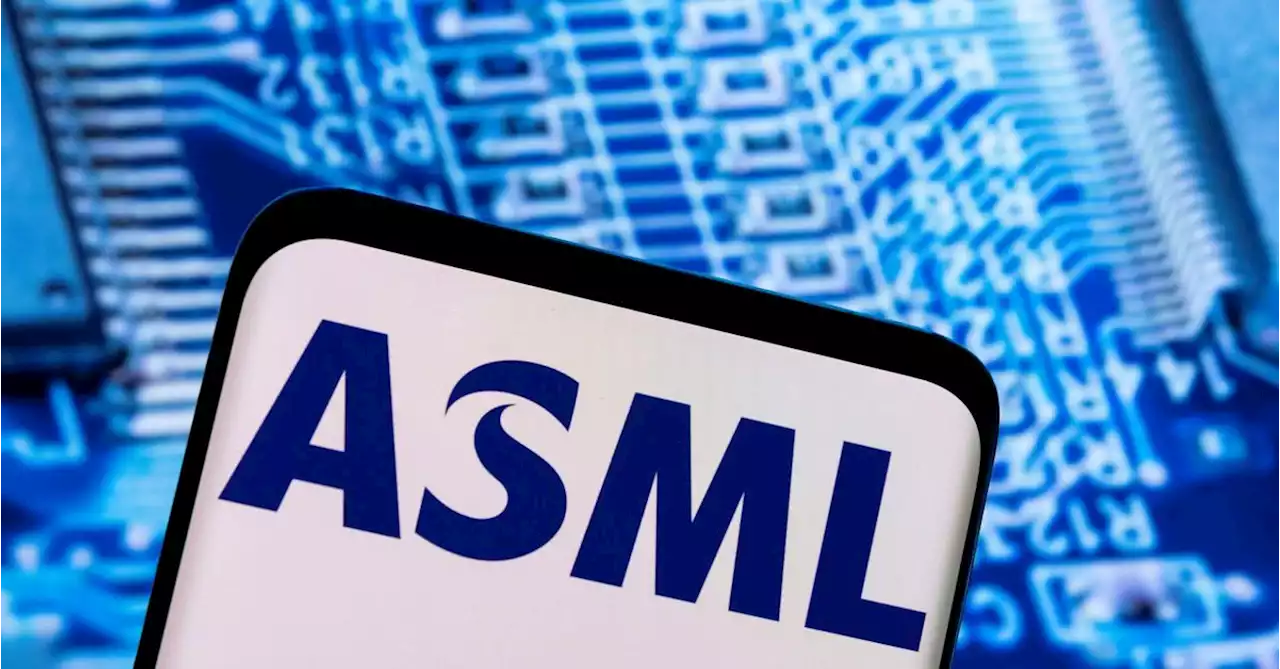 ASML Q1 earnings beat forecasts slightly, bookings seen strong