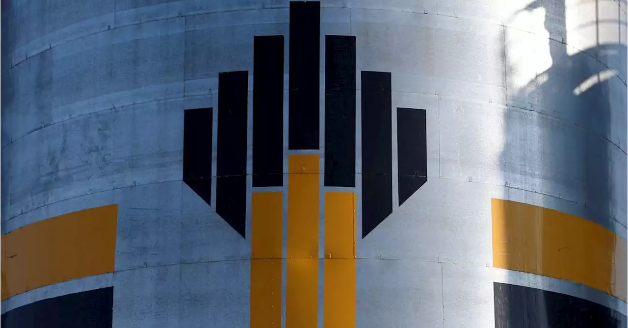 Rosneft issues rare tender to sell prompt Russian crude - sources