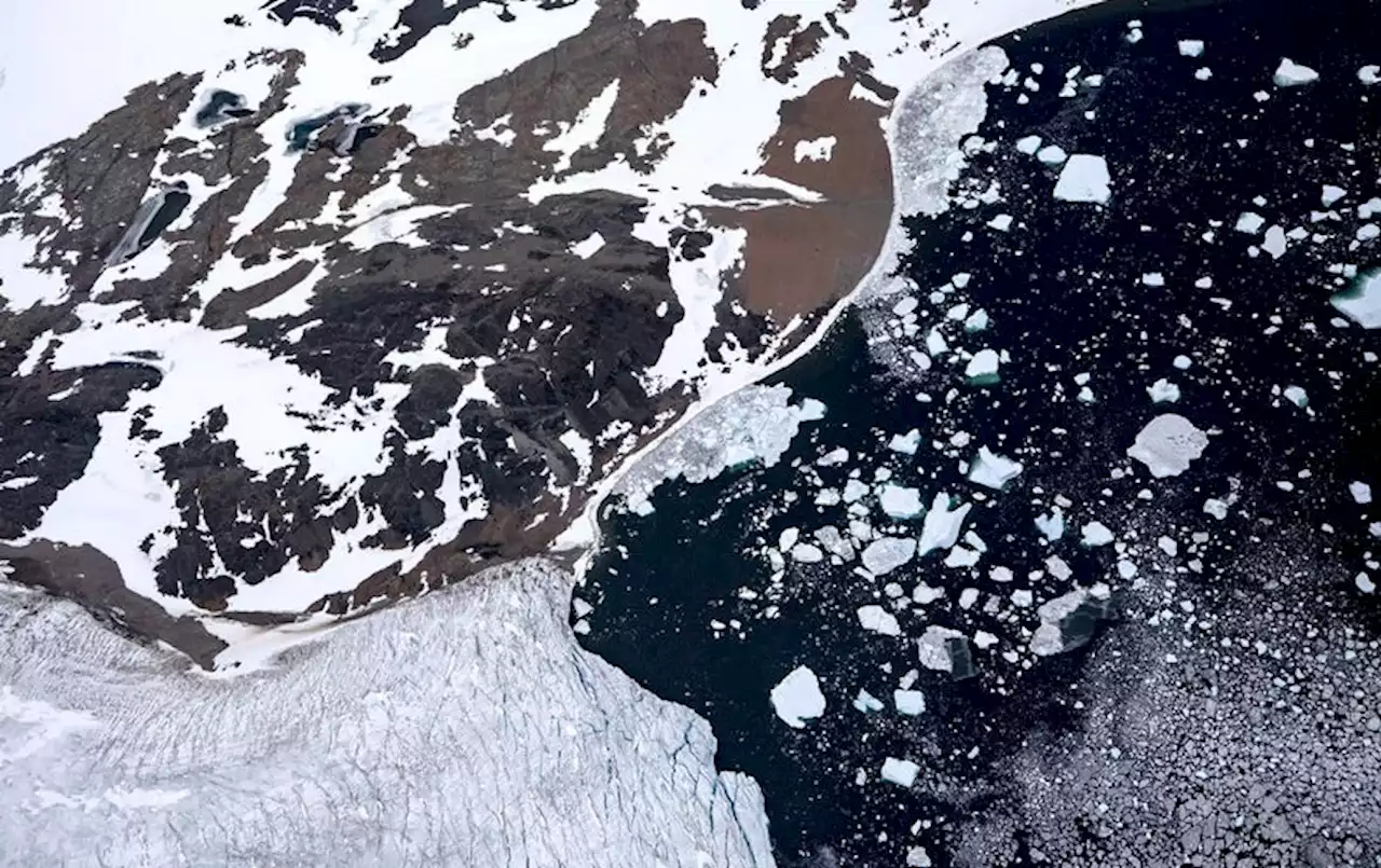 Antarctic Sea Ice Hit a Record Low, Now Scientists Think They Know Why