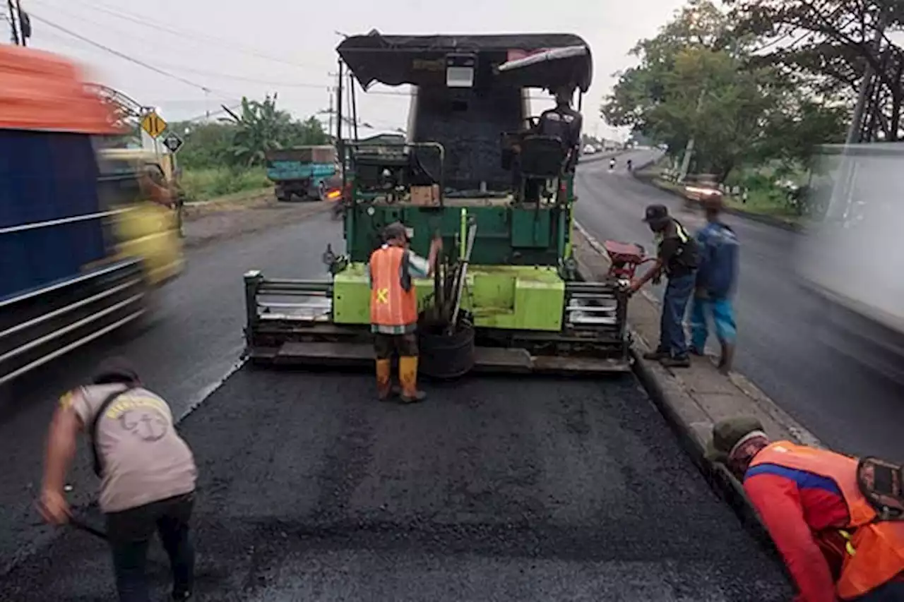 Pengaspalan dan Perawatan Jalur Pantura Jateng Jelang Mudik Lebaran