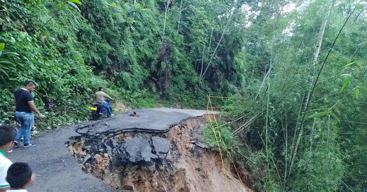 Inundaciones, deslizamientos y daños en vías, las afectaciones por lluvias en Rionegro, Santander