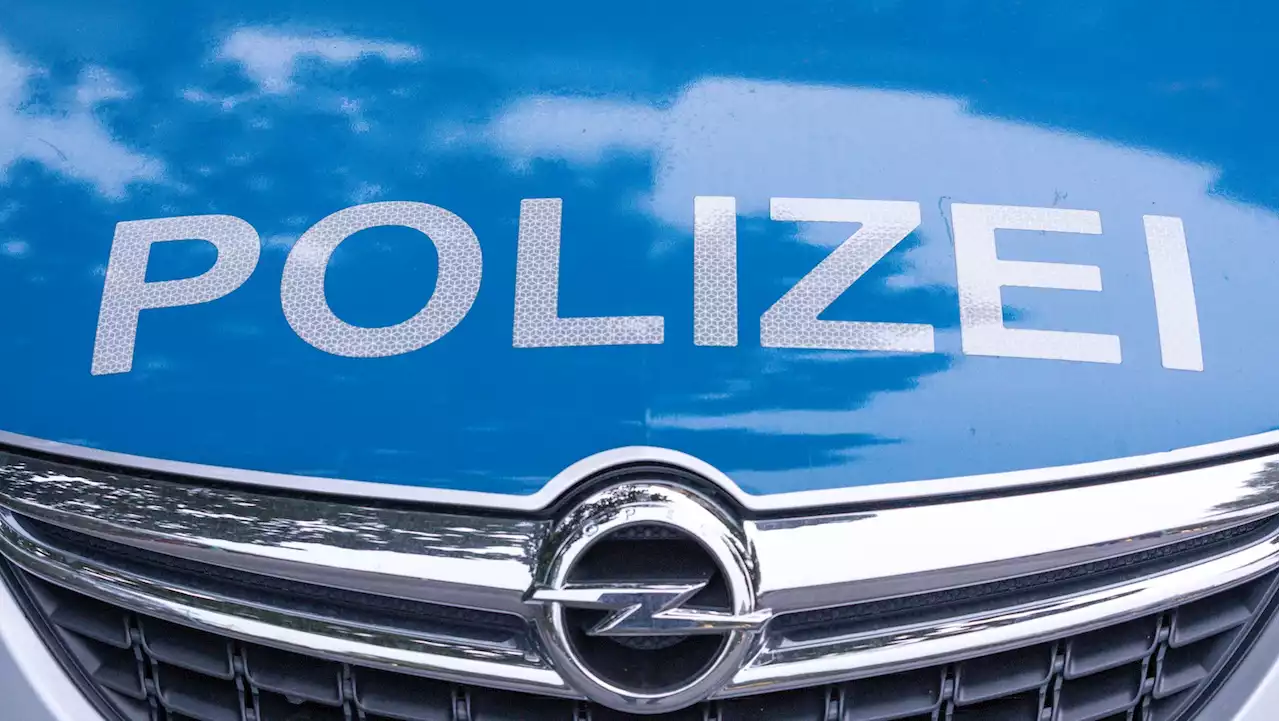 Polizisten bei Einsatz in Neukölln mit Steinen beworfen