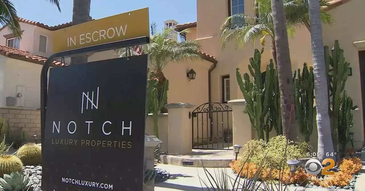 Home prices in Orange County tops $1 million