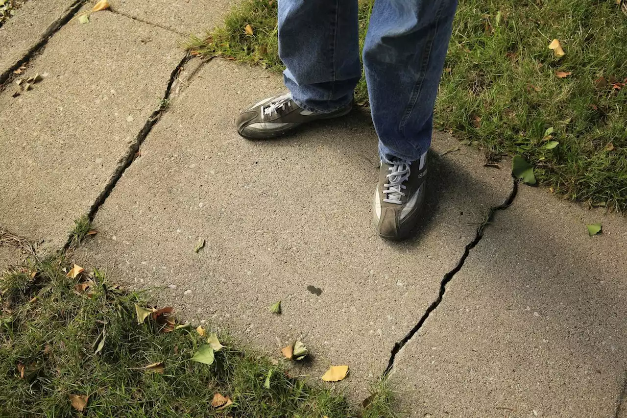 Questions raised over why Naperville doesn’t foot the entire bill for sidewalk replacement