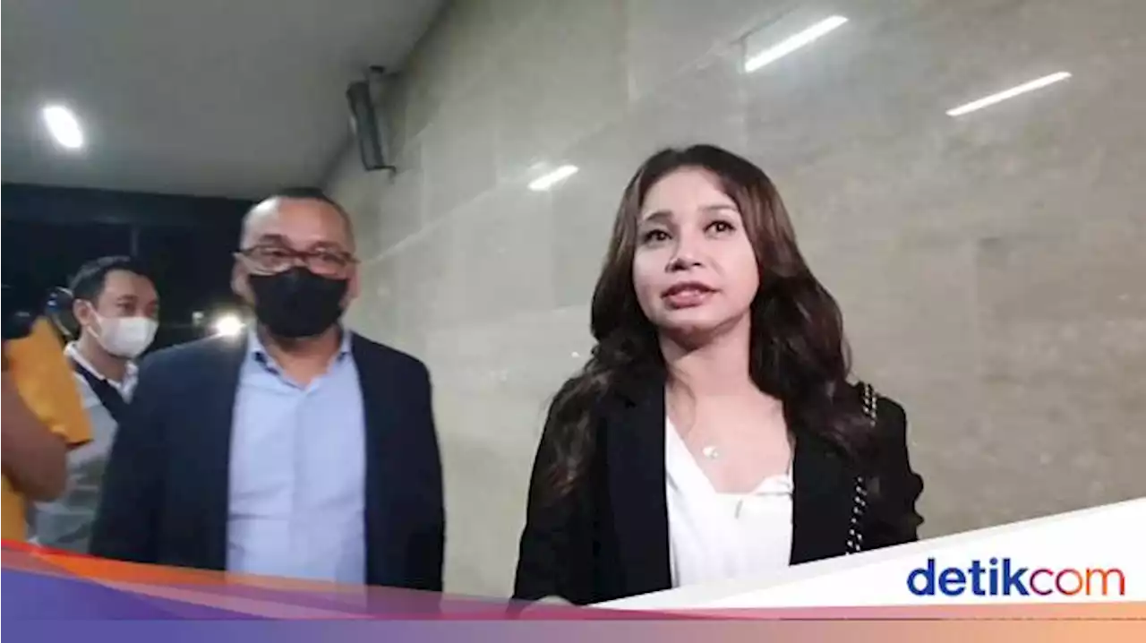 Rossa Akan Kembalikan Uang dari DNA Pro ke Polisi