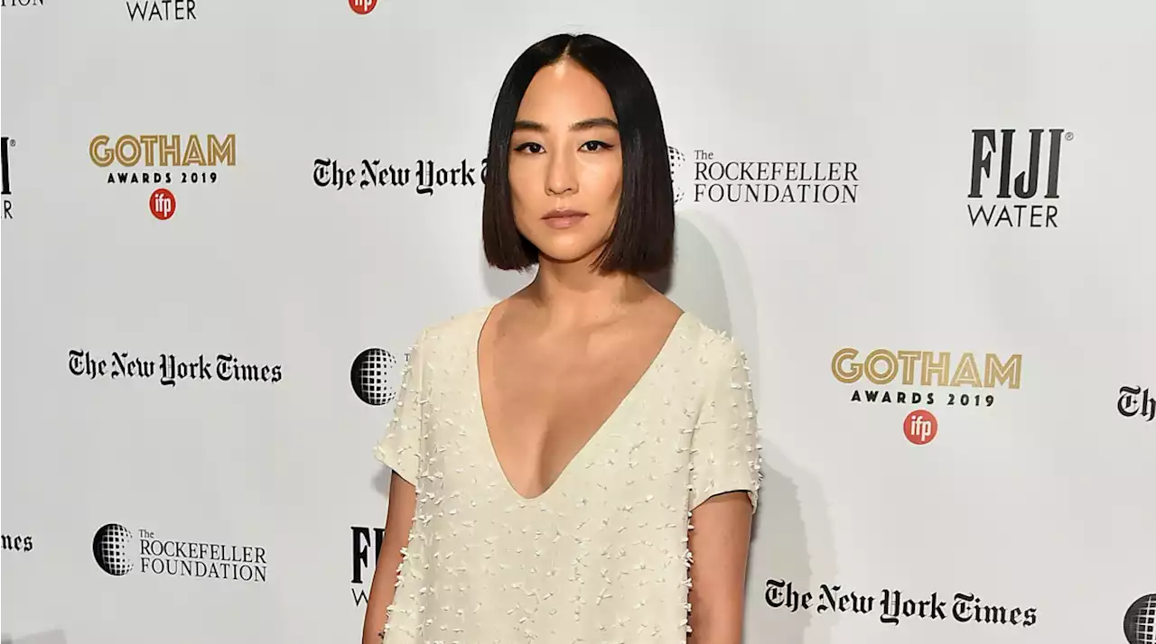 Great Outfits in Fashion History: Greta Lee in a Beautifully Shapeless Cream Dress by The Row