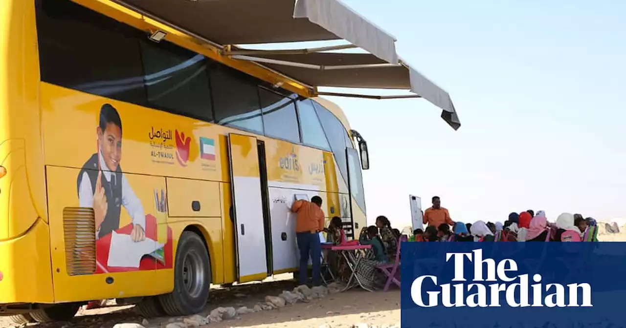 Meet Edris, the big yellow school bus that roams Yemen’s refugee camps