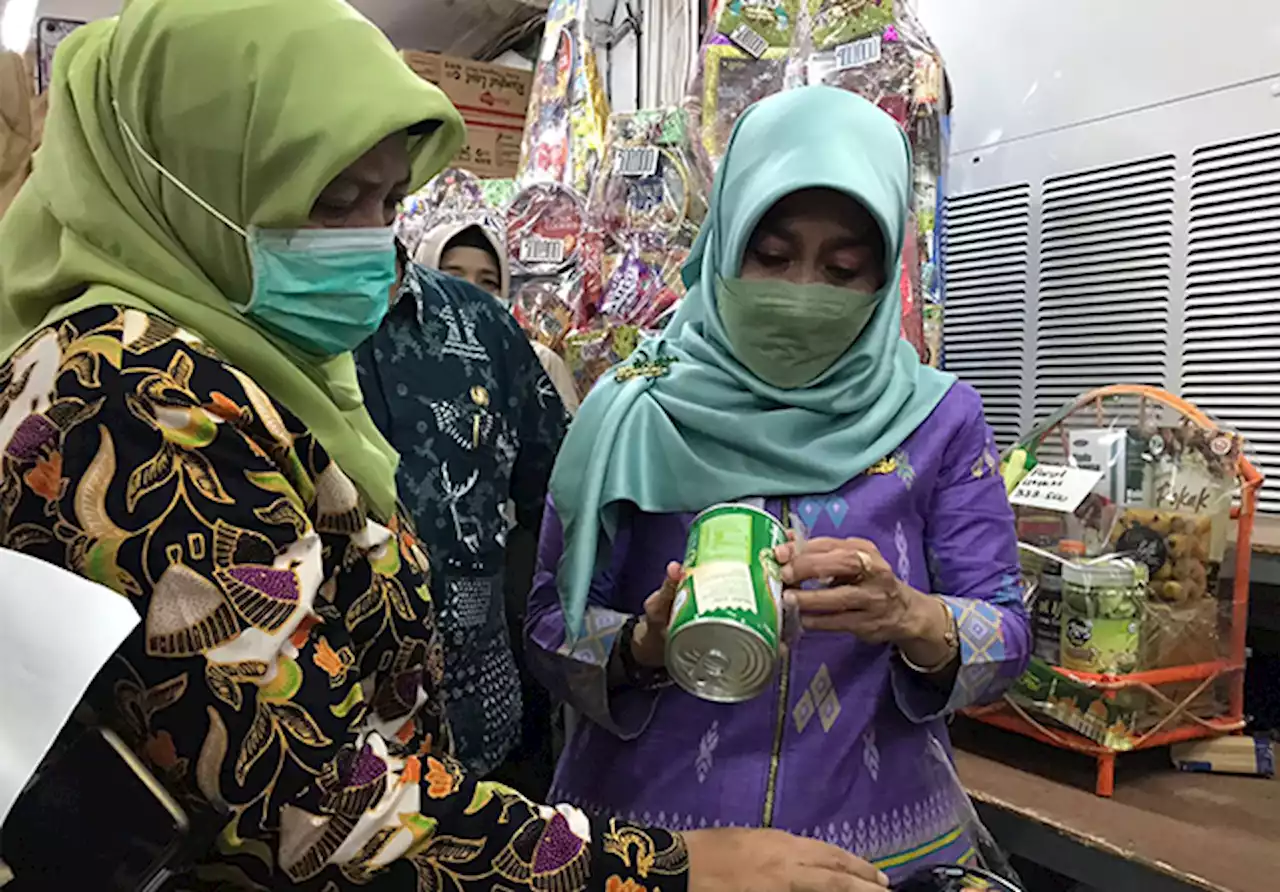 Sidak Makanan Lebaran, Tim Satgas Pangan Gresik Imbau Warga Lebih Jeli