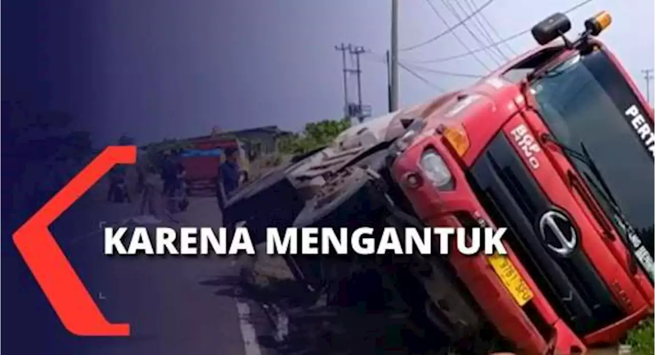 Bawa 16.000 Liter BBM, Truk Tangki Terperosok ke Sawah di Cianjur Jawa Barat!