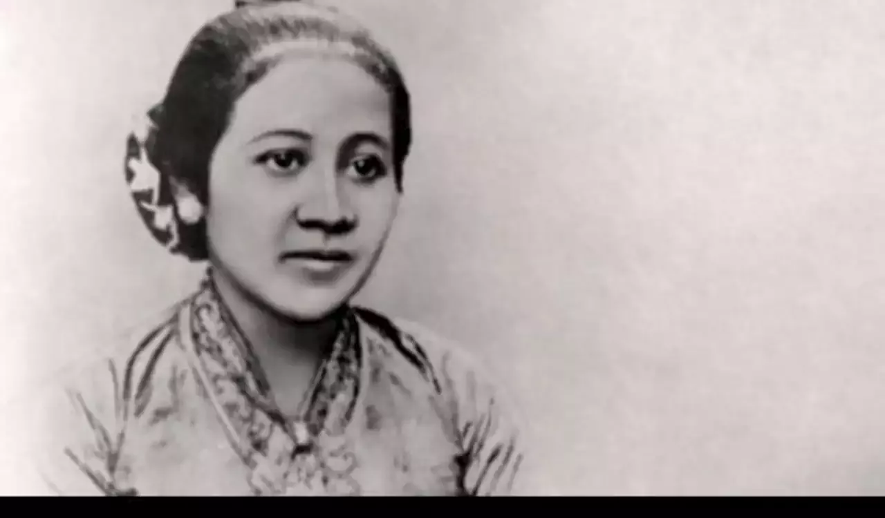 Rangkuman Perjuangan RA Kartini: Biografi, Emansipasi Perempuan, Dan ...