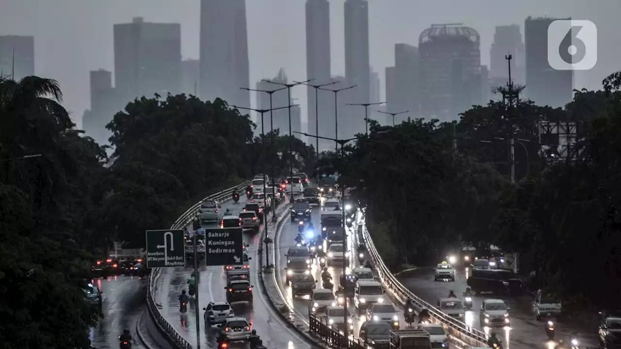 Cuaca Hari Ini Kamis 21 April 2022, Jabodetabek Pagi Hujan hingga Siang Nanti