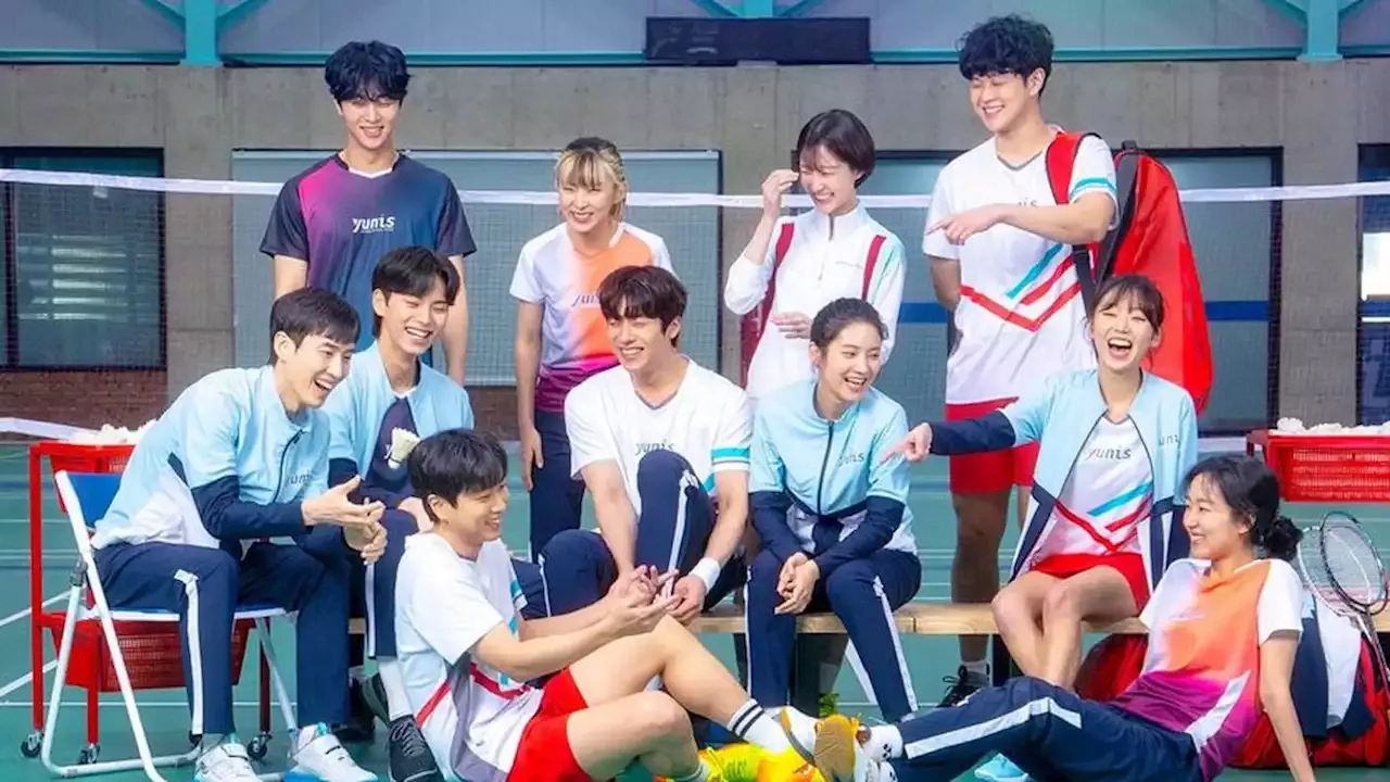 Review Drama Love All Play, Cinta yang Bersemi di Lapangan Badminton