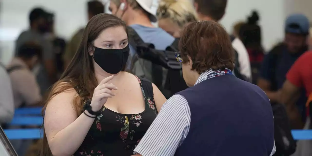 Mask mandates on planes are popular with majority of Americans, poll finds