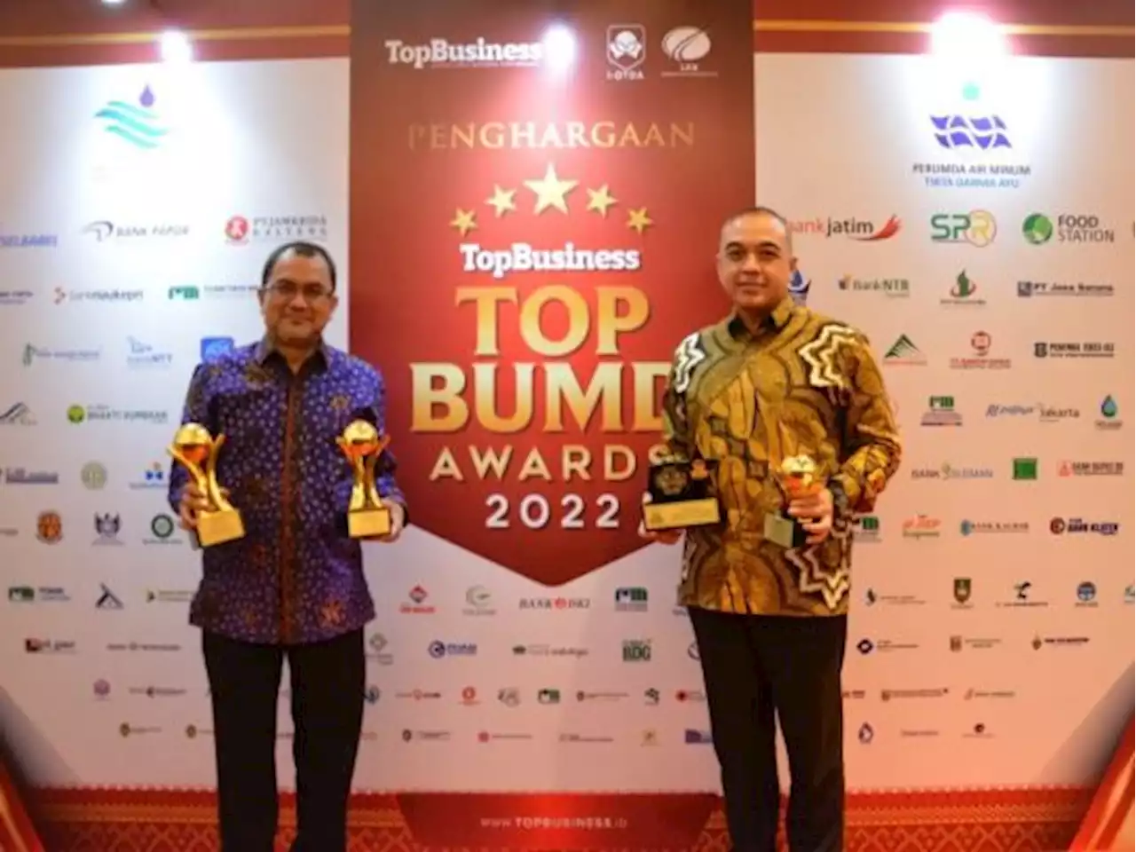 Pemkab Tangerang Borong Penghargaan Top BUMD Awards