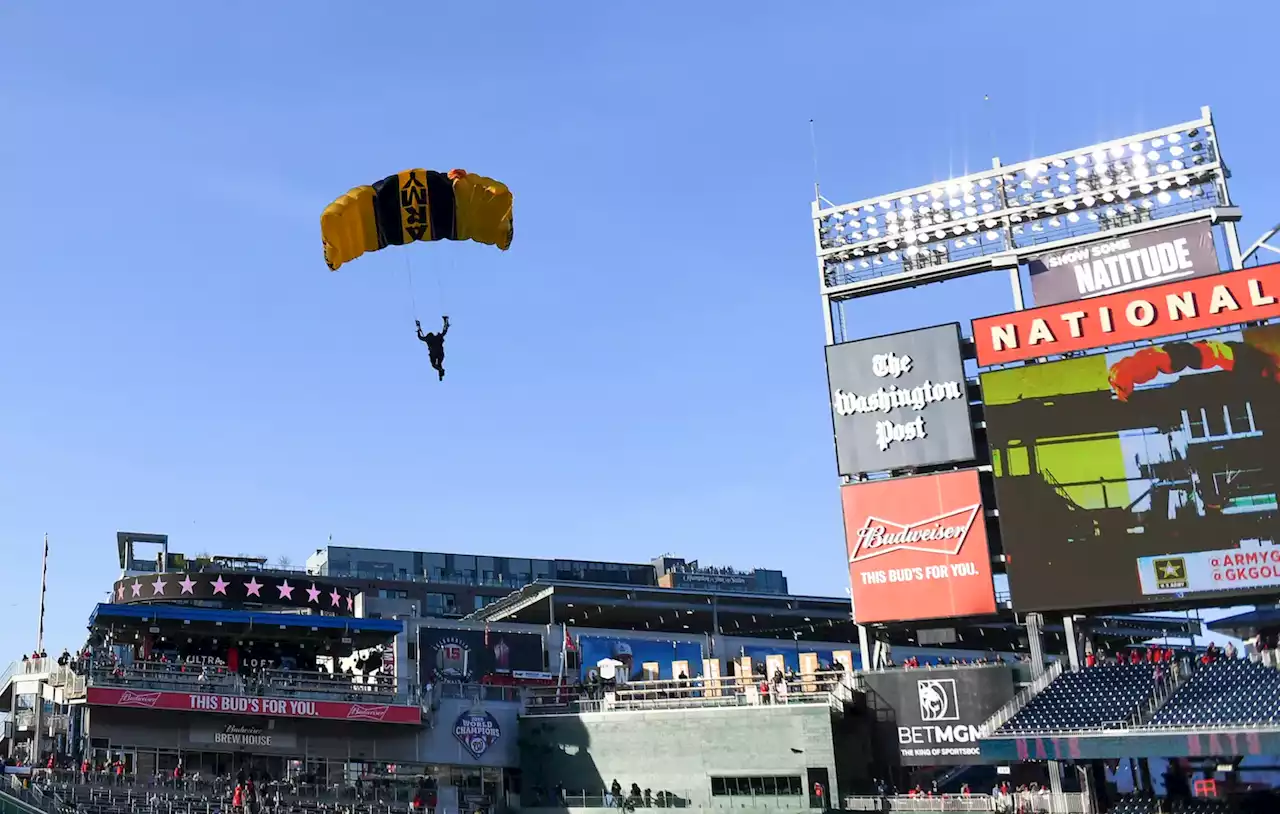 Army plane heading to Nationals Park parachute jump prompts Capitol evacuation