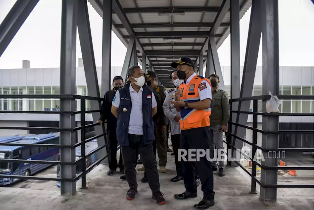 Walkot Pastikan Bus Angkutan Umum di Bandung Laik Dipakai Mudik |Republika Online