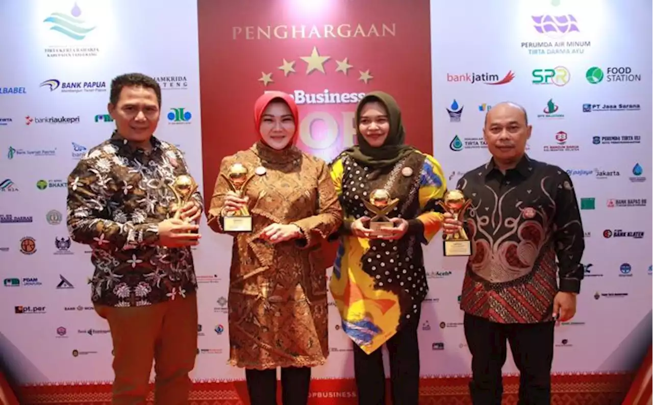 Dua BUMD dan Bupati Klaten Borong Penghargaan Top BUMD Award 2022