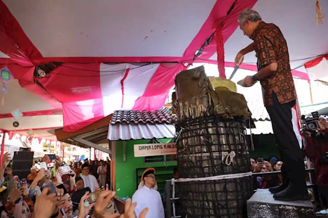 Lopis Raksasa, Tradisi Syawalan di Kota Pekalongan