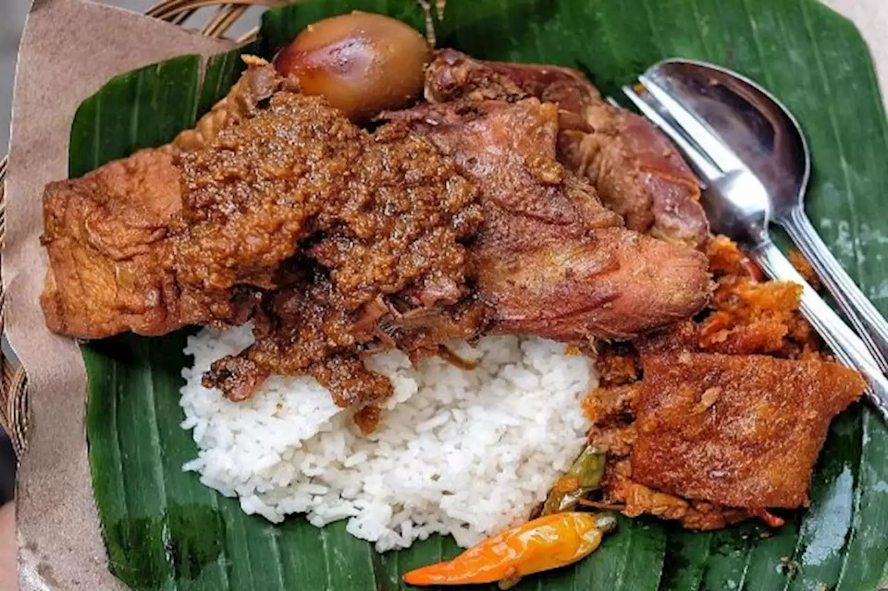 Sambut Lebaran, Gudeg Yu Narni Siapkan 1 Ton Gori