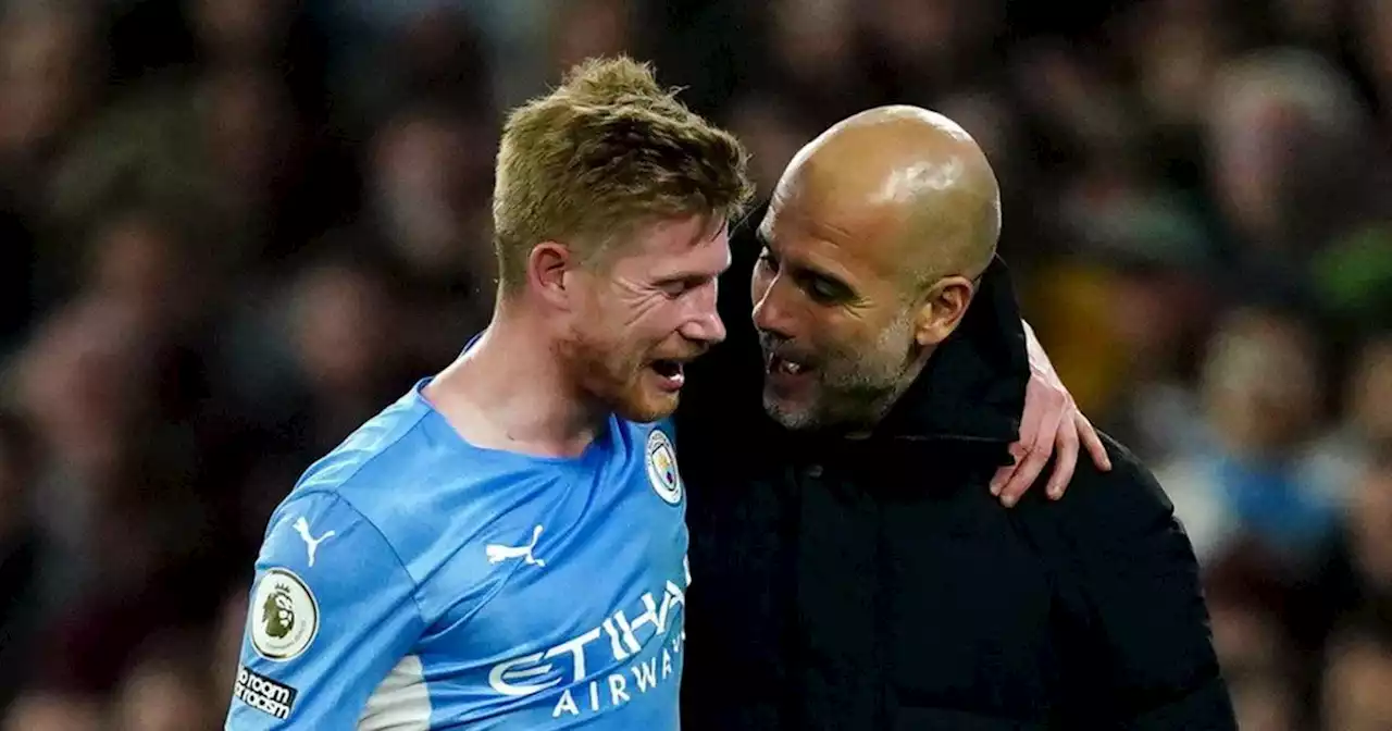 «En forme et heureux, Kevin De Bruyne est inarrêtable»: Pep Guardiola encense à nouveau le Diable rouge (vidéos)