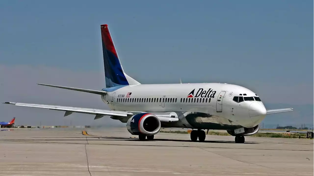 Delta Welcomes Back Passengers Banned for Mask Violations