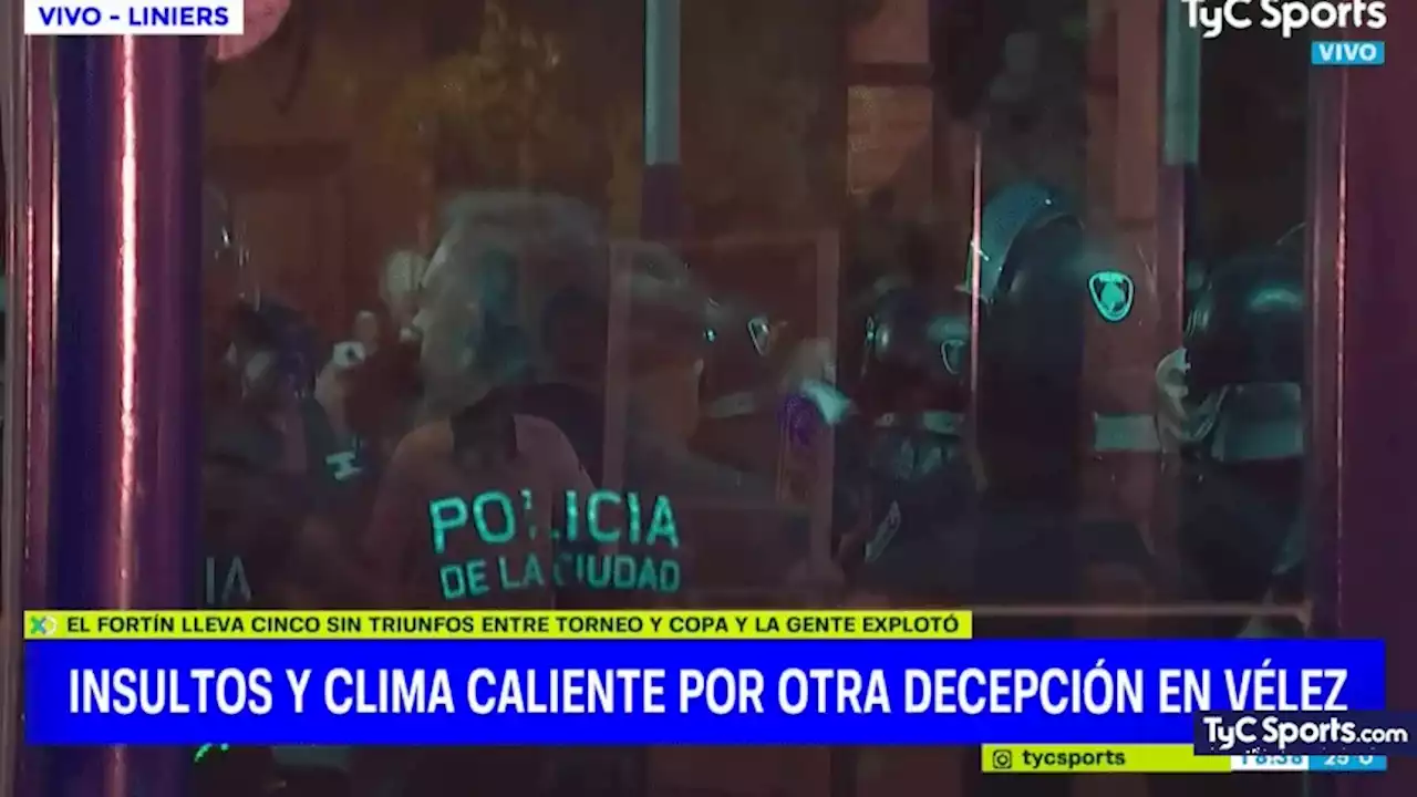 Clima caliente e insultos en Vélez tras la derrota contra Central Córdoba - TyC Sports