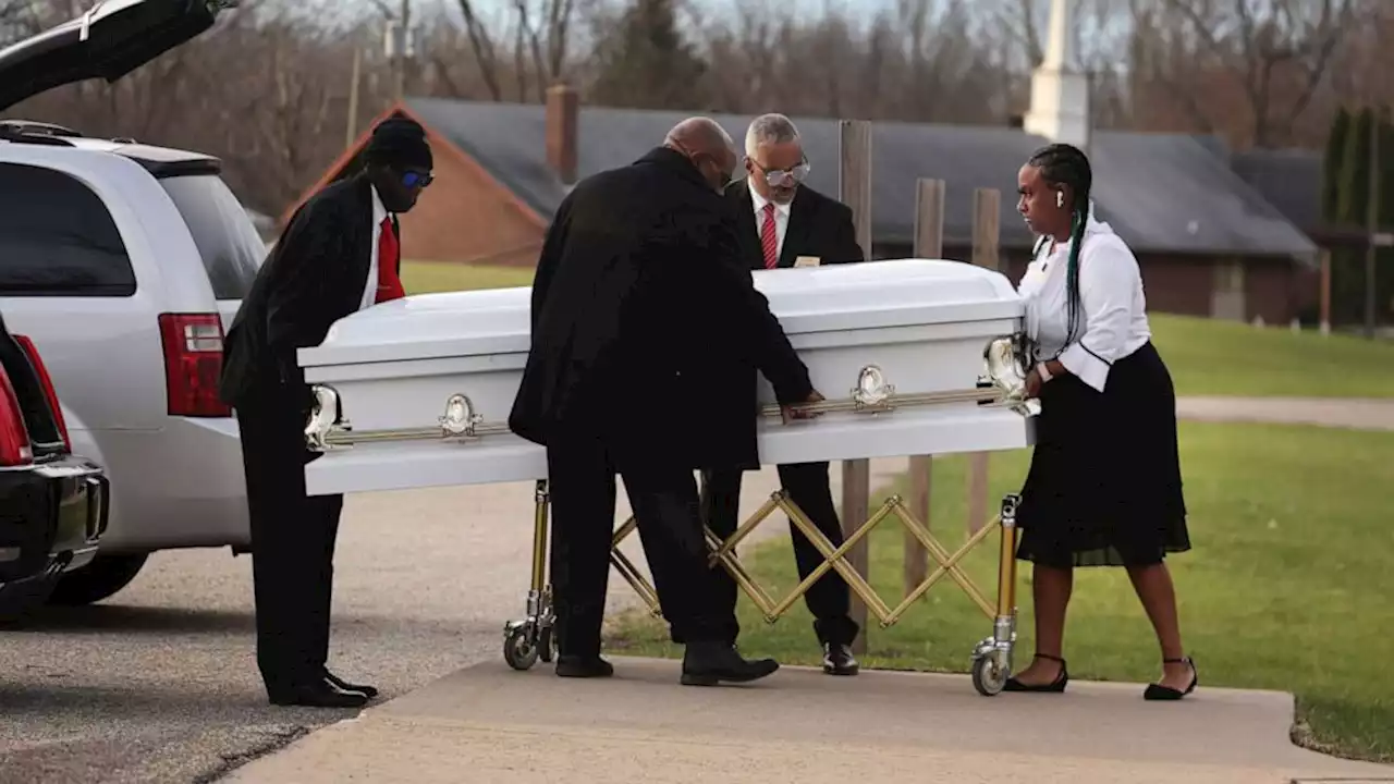 Sharpton, Crump to speak at funeral