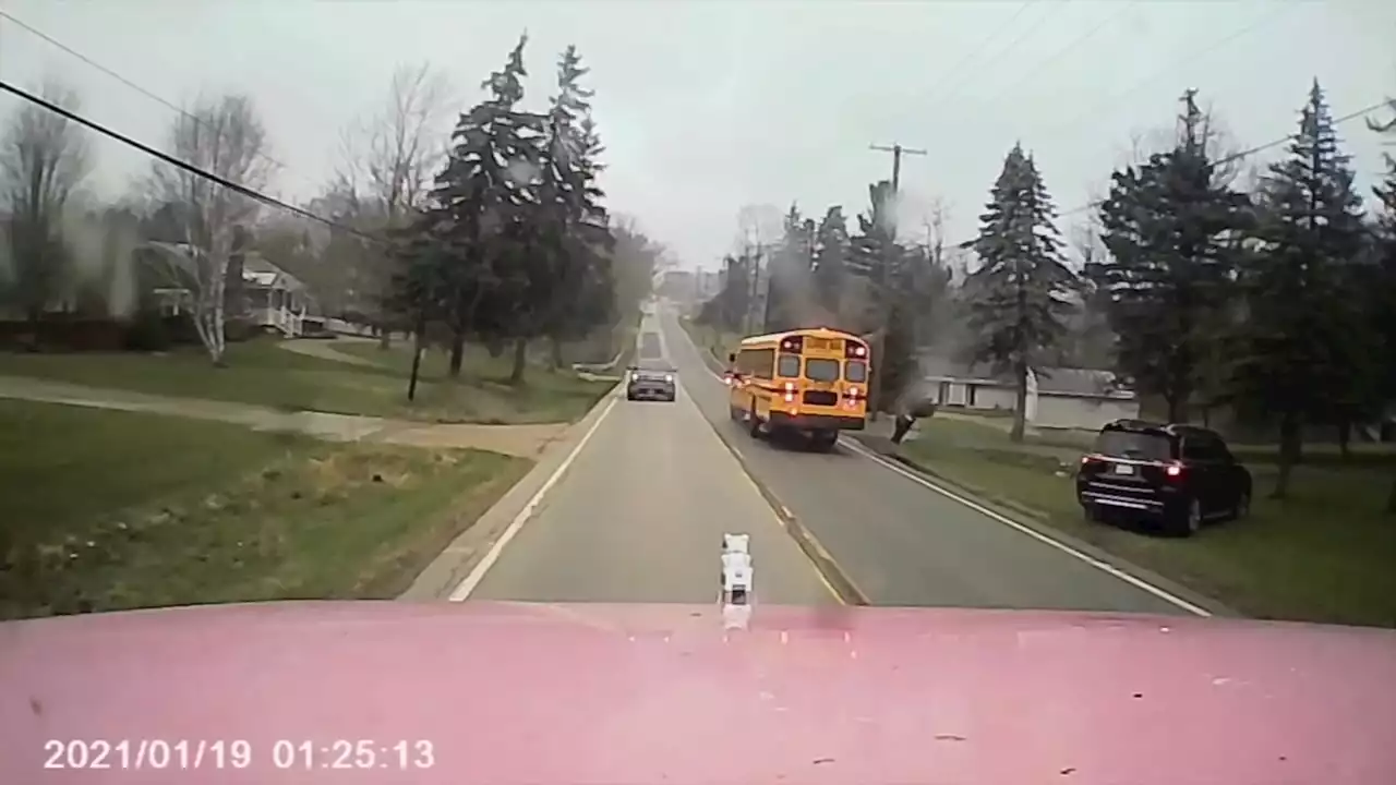 Video shows semitrailer nearly crash into Ohio school bus: 'This could have been devastating'