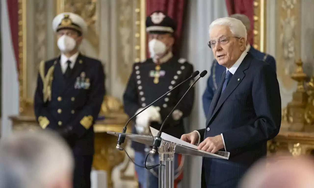 Mattarella: 'C'è chi ha disinteresse per l'Ucraina, l'invasione ricorda le pagine buie dell'imperialismo'