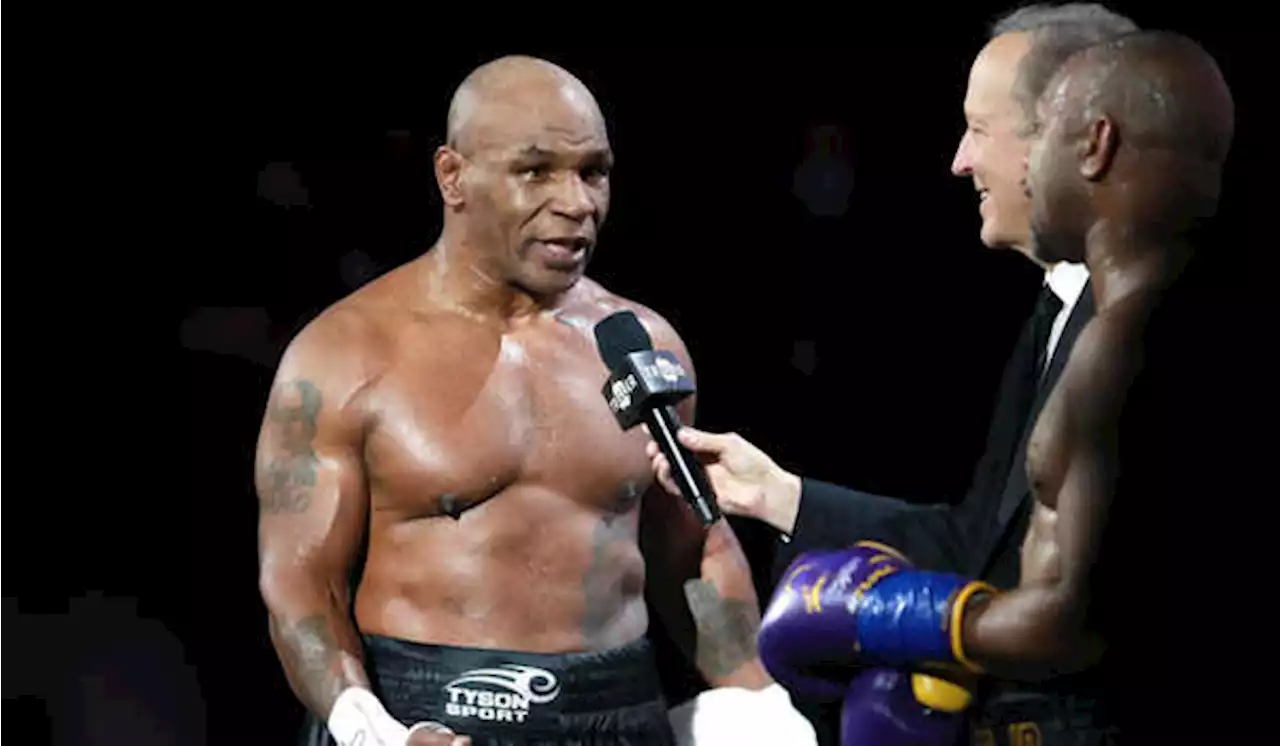 Ini Video Mike Tyson Hajar Fan yang Mengganggunya di Pesawat