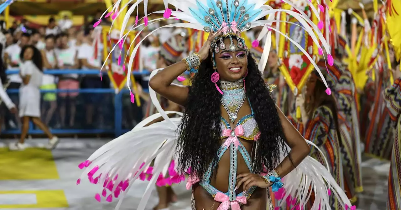 A todo color: volvió el carnaval de Río de Janeiro tras dos años de pandemia