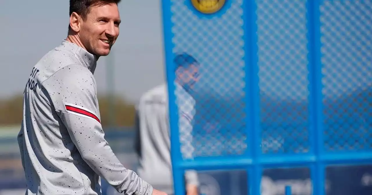 Messi se entrenó normalmente y este sábado puede ser campeón