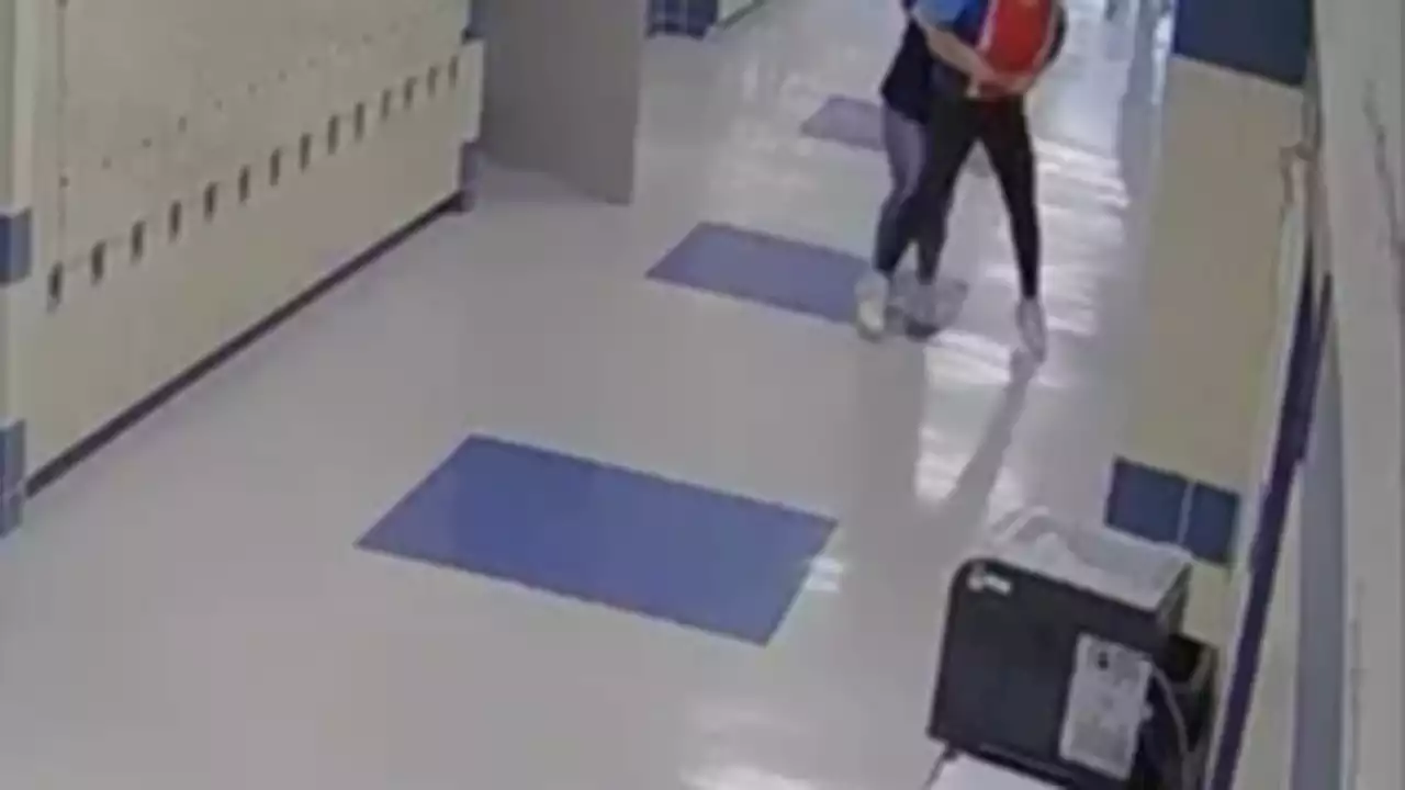 Krum high school teacher saves choking student