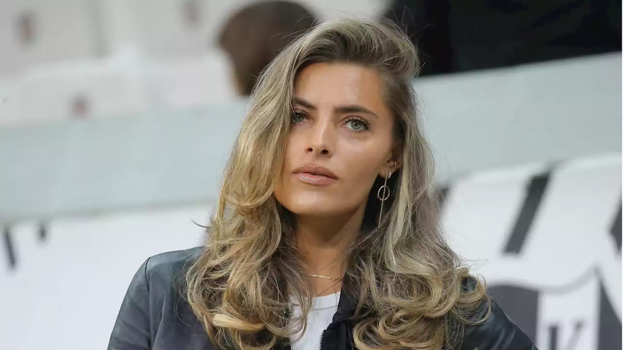 Sophia Thomalla teilt besonders heißes Bikinibild