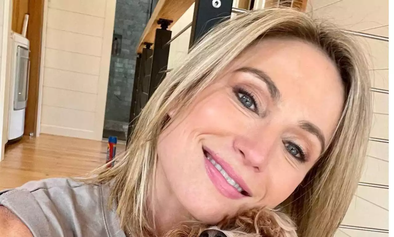 Amy Robach's all-natural selfie gets fans talking